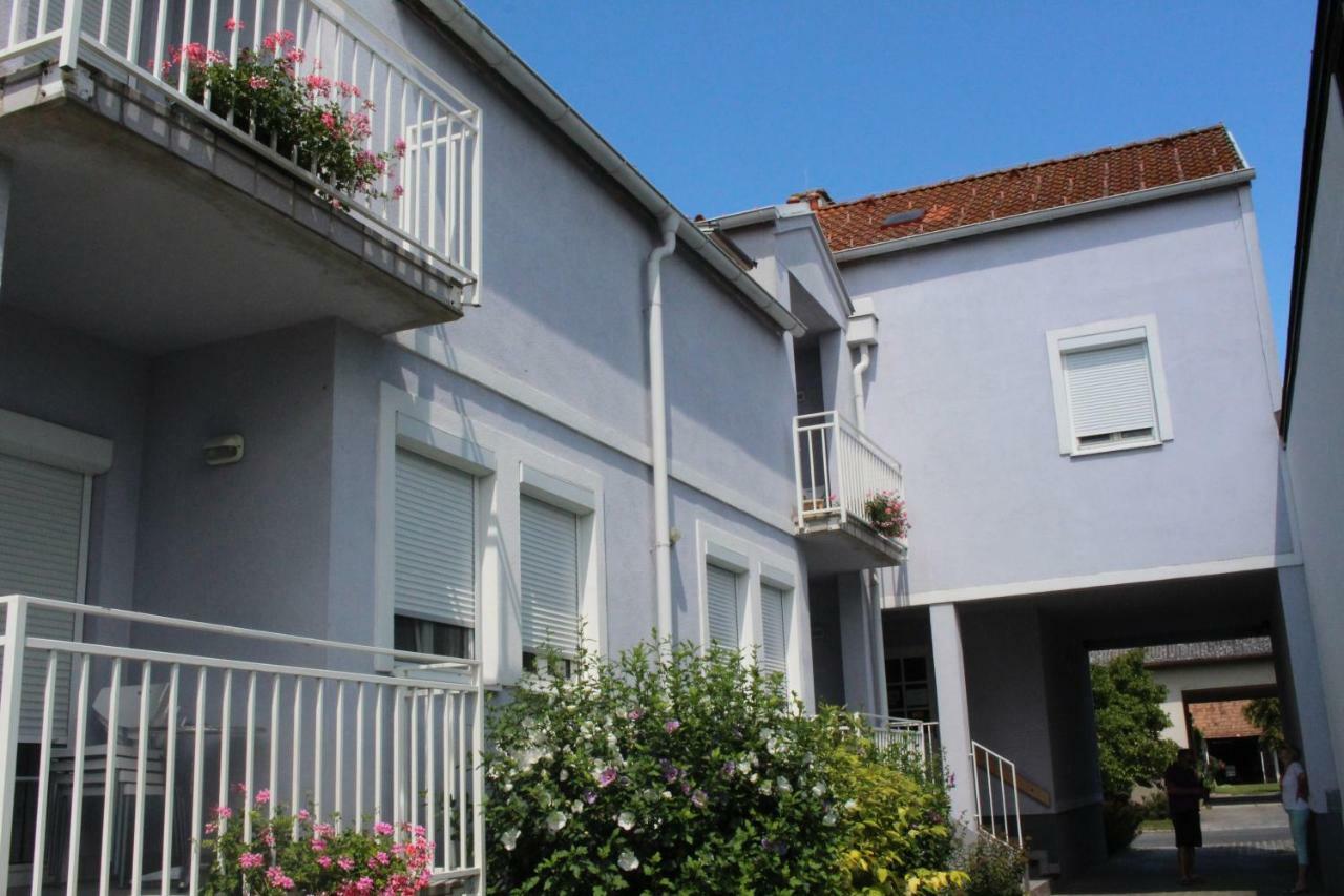 Appartement Berni Strebersdorf Buitenkant foto