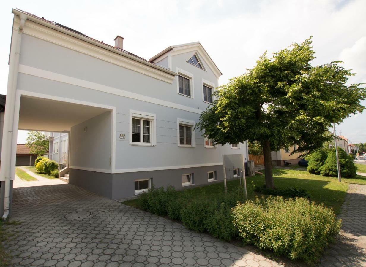 Appartement Berni Strebersdorf Buitenkant foto